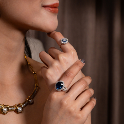 18ct white gold, a stunning blue sapphire and diamond ring