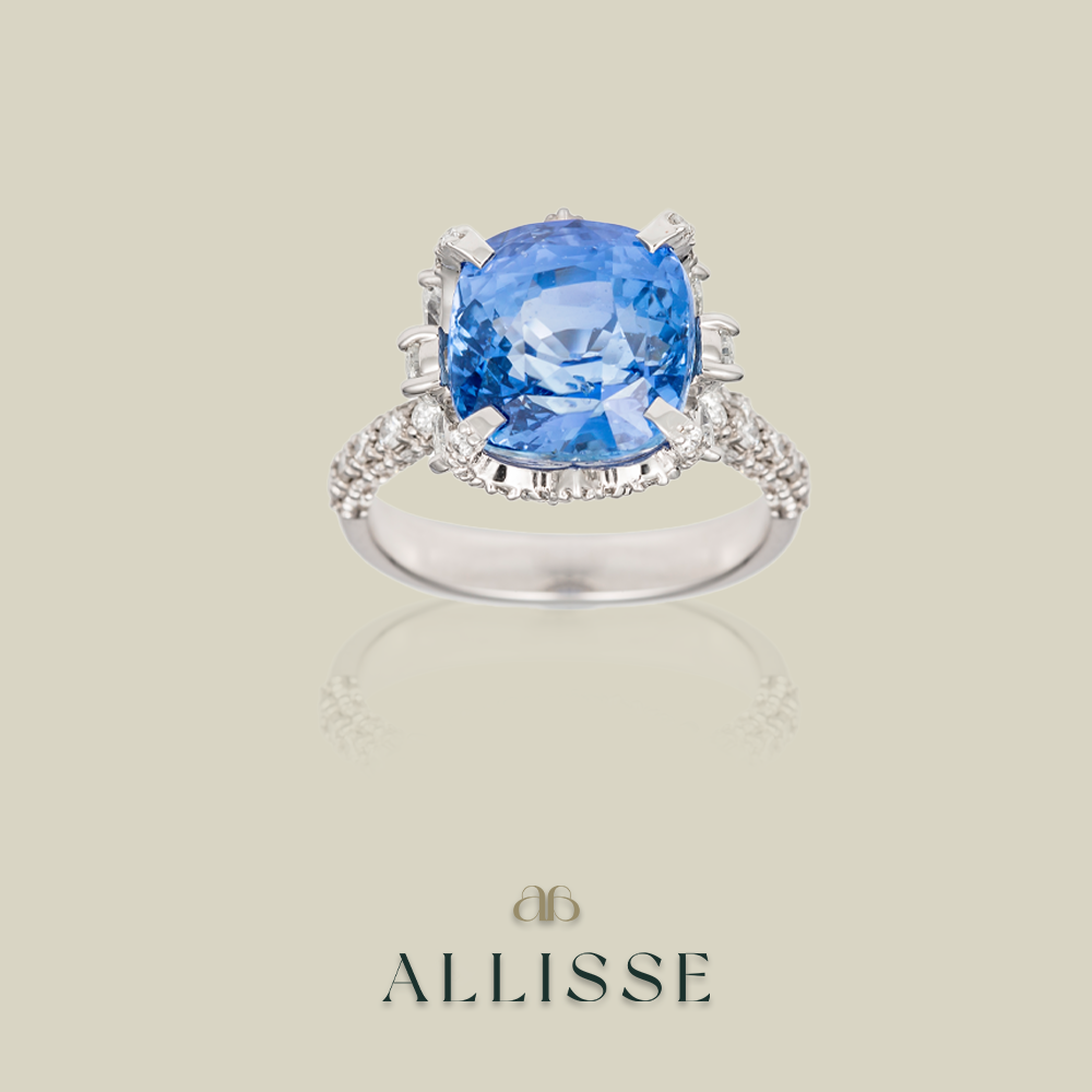 An impressive sapphire ring